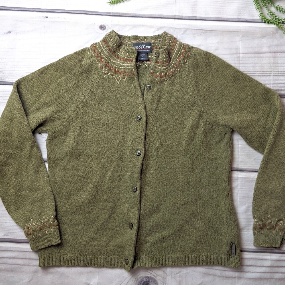 3/$15 Woolrich | Mossy Green Embroidered Cardigan.